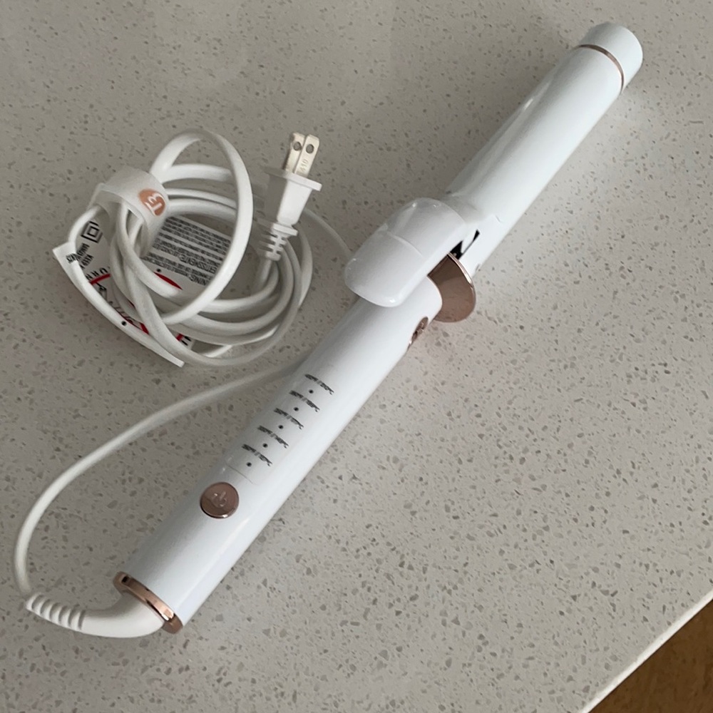 T3 Twirl Ceramic Curling Iron